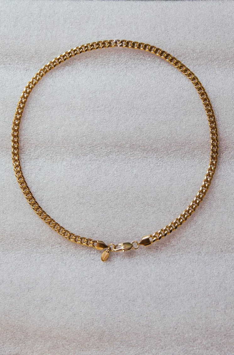 Slim chain store gold